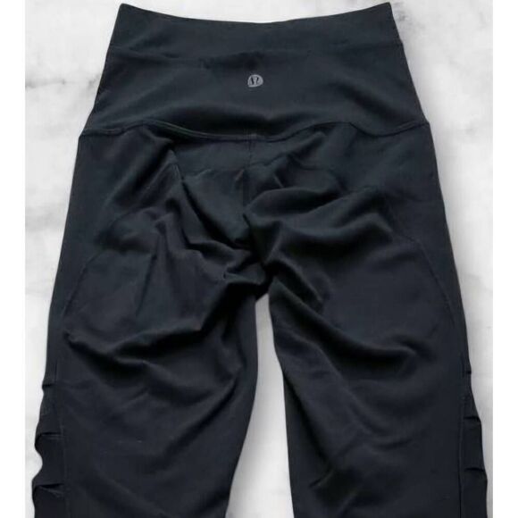 Lululemon Size 2 Black Tie Up Cross Leggings 25" - Picture 4 of 5